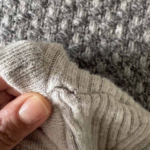 Icebreaker medium weight top - Picture 8 of 8